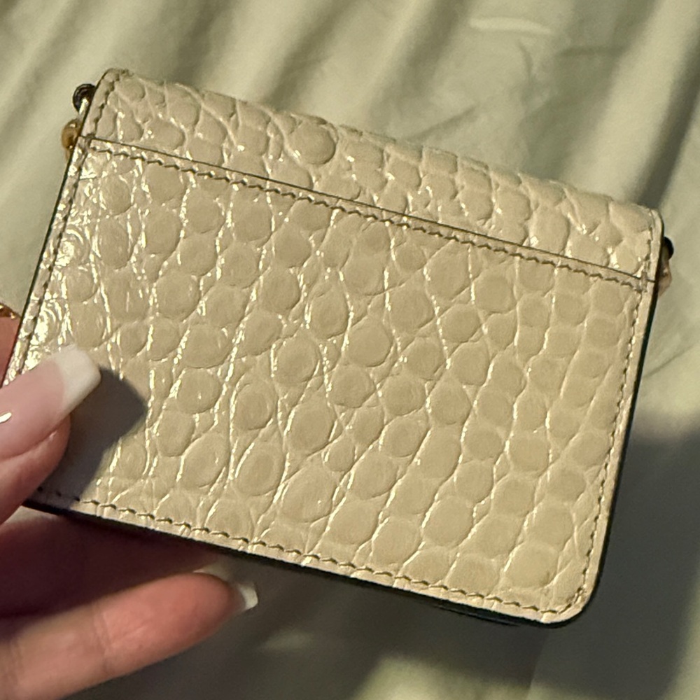 TORY BURCH Walker Nano Embossed Leather Chain
Wallet/Crossbody Bag - Picture 9 of 10